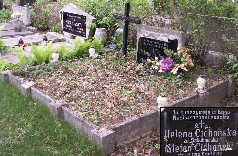 Helena  Jakubowska - grb rodzinny (2 osoby: Stefan i Helena Cichoscy) na cmentarzu komunalnym Pozna-Junikowo, pole 15, kwatera D, rzd 10, numer 19