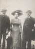 [thumbnail] Elbieta Blasel - ze Stanisawem Sipiskim i prawd. ze swoim bratem (po lewej)